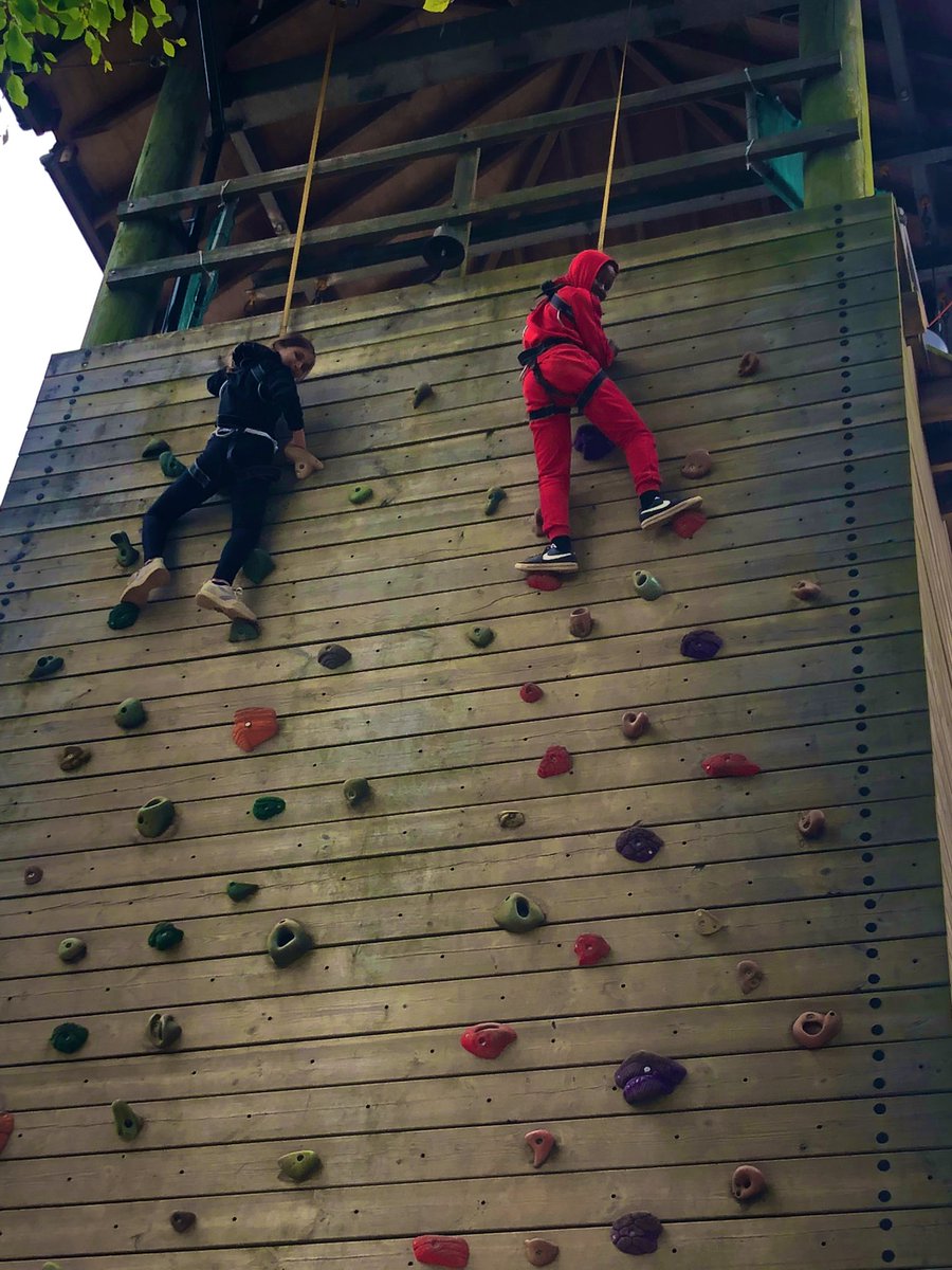 MrGraves6G's tweet photo. Final activity of an amazing trip. Rock climbing #justkeepclimbing #PGL2022 @ScarthoJ @MissFawnSJA @pjmort777 @MrsGoffinSJA https://t.co/ludExbgZ2d