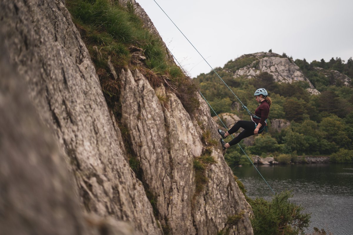 malcolOP's tweet photo. Over the recent half term we took our climbers to North Wales for some climbing, camping and pizza by the fire. 

Thanks to Limitless Experiences for showing us all the best locations and for a great introduction to outdoor climbing!

#malcolop #climbing #snowdon 
@malverncollege https://t.co/cNOwSm6BcH