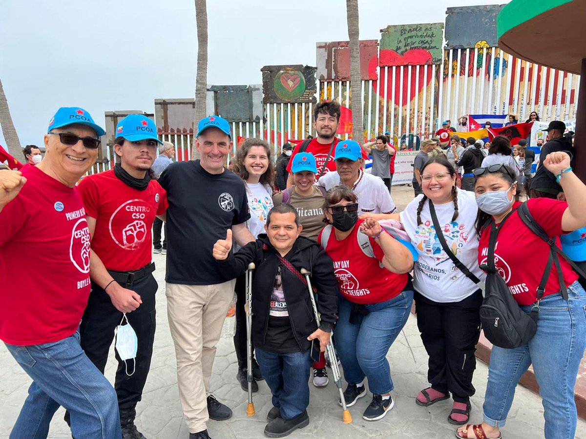 Ayer se cumplieron 2 años desde que se le arrebató su libertad. Movimientos Sociales llevan la denuncia del secuestro de Alex Saab a la Cumbre de Tijuana! 

Ni un sólo día de secuestro más! 
Exigimos su libertad. 
<a href="/POTUS/">President Donald J. Trump</a> <a href="/StateSPEHA/">Special Presidential Envoy for Hostage Affairs</a>
