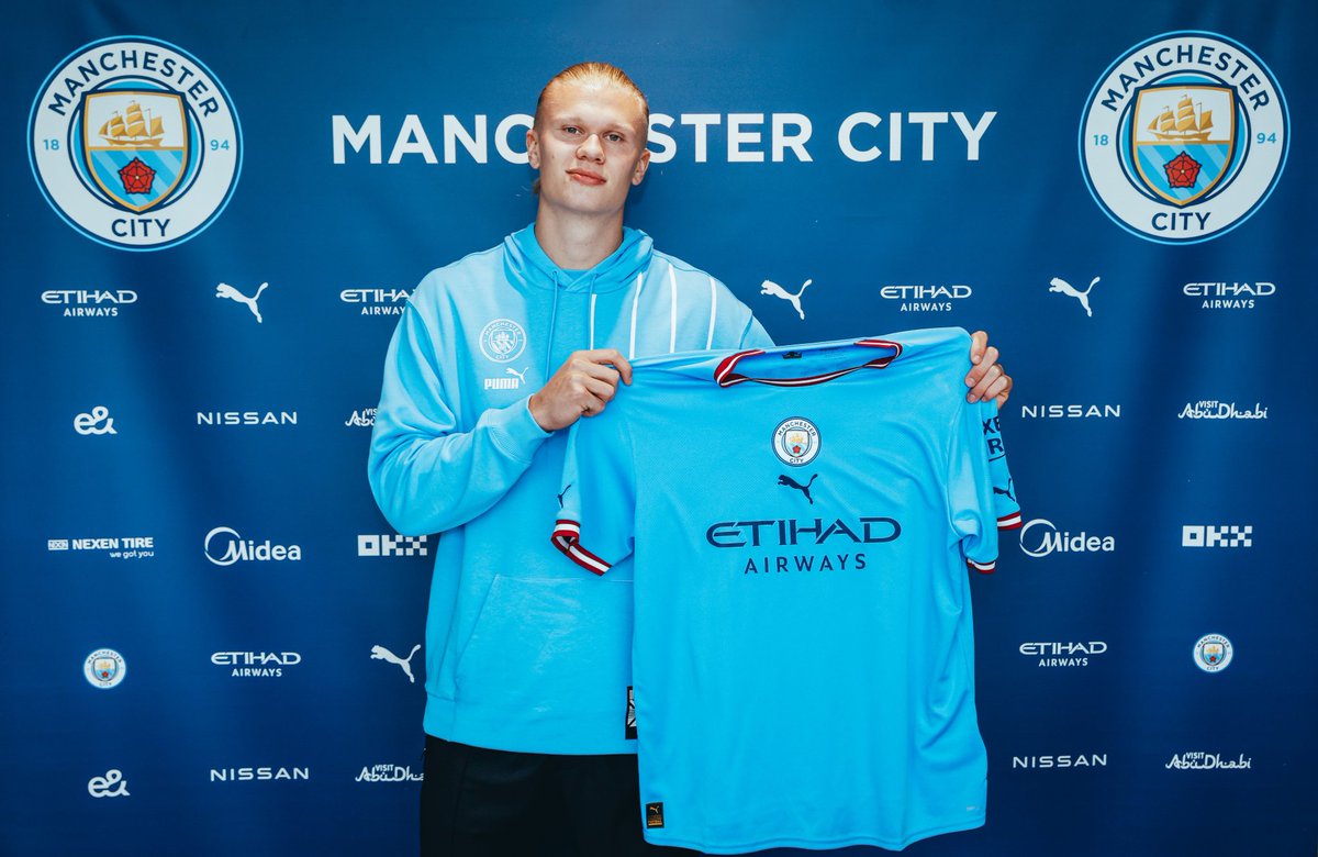 Box1810's tweet photo. OFFICIAL: Manchester City have officially unveiled the €60 million signing of Erling Haaland. https://t.co/jZmXH4CC5T