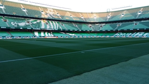 LaSevillafut's tweet photo. 🟢El estadio Benito Villamarín se coloca como el tercer campo con mayor asistencia de media de La Liga. La media es de 41.715 aficionados, solo por detrás del Camp Nou y del Wanda. 

🔴 El Sevilla FC es el 6° en el ranking, con 29.756 de media por partido. https://t.co/4yZ2xCHjNs