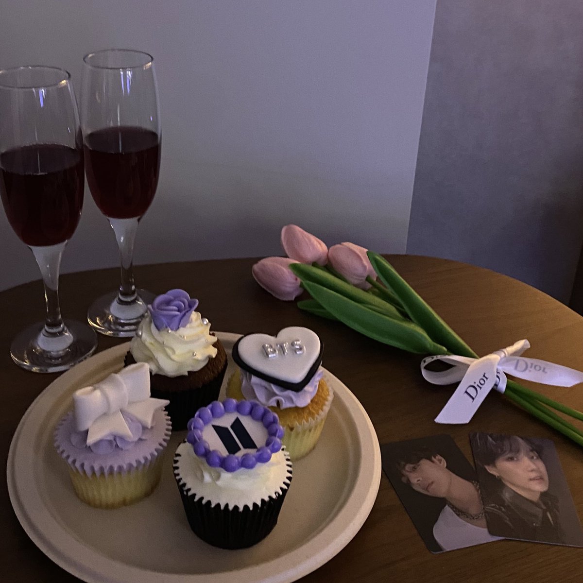 lee_stigma's tweet photo. 9th anniversary 💞

#BTSFESTA2022 https://t.co/WFKqtY6VnV