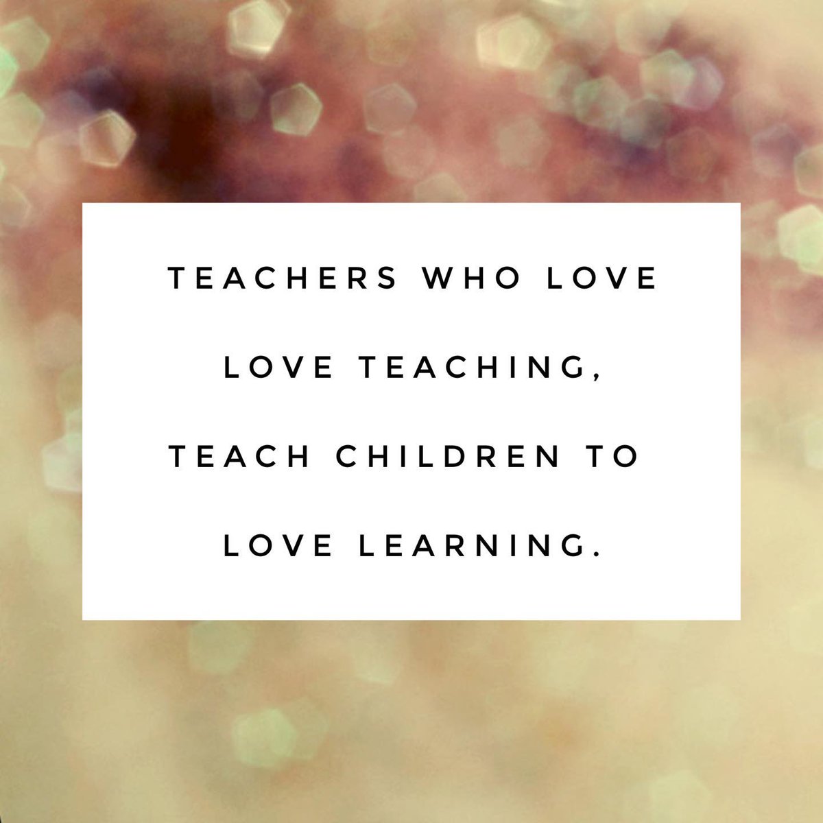 Who else loves ❤️ this quote?

#MotivationalMonday
#eSucceedUNITE