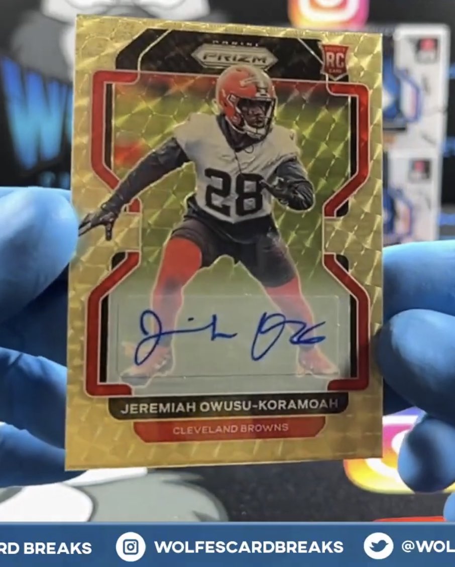 Girthtastic's tweet photo. Just when I thought @WolfesBreaks  couldn’t pull more Browns fire than he did last weekend, this happened!!! Rookie Gold Vinyl 5/5 Jeremiah Owusu-Koramoah!!!!!! OMG!!!!! https://t.co/j6z9LS9gx6