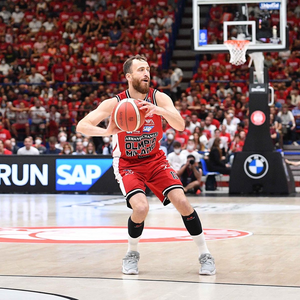 OlimpiaMI1936's tweet photo. 😵➡️😵😵➡️😵😵😵➡️😵😵😵😵

#insieme #LBAFinals #Chacho #ForzaOlimpia  
@SergioRodriguez https://t.co/6E591kds6j