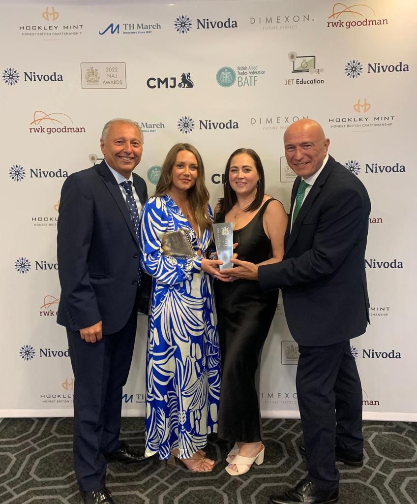 Hockley_Mint's tweet photo. We had a wonderful weekend at #NAJSummit, made even better as we won Team of the Year at the #NAJAwards! Congrats to all the other shortlisted companies. Thank you to @UKNAJ for a great event &amp; @THMarchBiz  for sponsoring the Team of the Year category - A great start to the week! https://t.co/LcF8oZWEqF