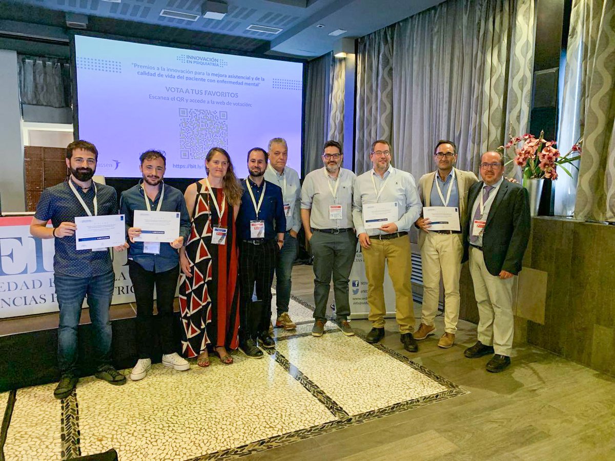 ¡Estamos de celebración! 🏆 MenteScopia obtuvo el 1⃣ premio del Certamen Innovación en #psiquiatría en #SEDUP2022 (categoría Proyectos implementados)

🧠<a href="/MenteScopia/">MenteScopia #SaludMental</a> es una iniciativa sobre #SaludMental para adolescentes creada por @CIBER_SAM en colaboración con <a href="/FECYT_Ciencia/">FECYT</a>