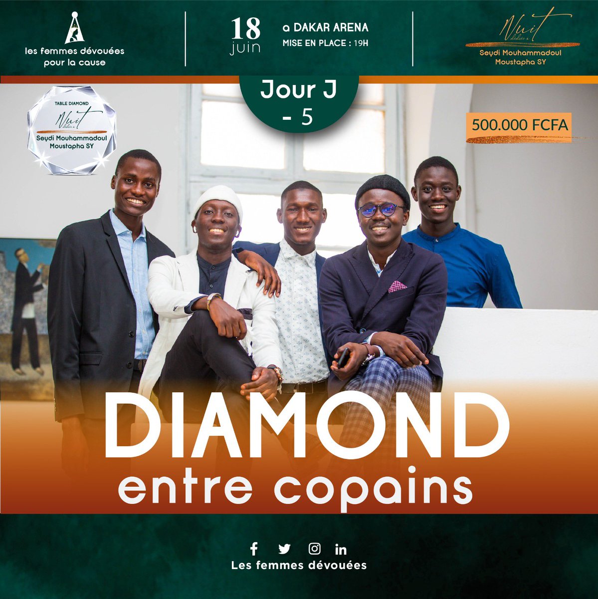 femmes_devouees's tweet photo. En route vers le 18 juin. 
Jour-J -5
#femmesdevouees
#DakarArena
#18juin https://t.co/RI2QXQtSZd