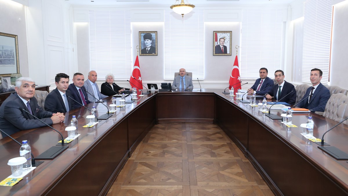 izmir_ilmem's tweet photo. Kemalpaşa - Ulucak Mahallesi'nde yaptırılacak 16 derslikli Özel Eğitim Uygulama Okuluna ilişkin protokol, valiliğimiz himayesinde, Valimiz Sn. @yskosger, İl Millî Eğitim Müdürümüz Dr. Murat Mücahit Yentür ve hayırsever Mücella Bahçıvan tarafından imzalandı.
@tcmeb @MucahitYentur https://t.co/k9sSClJcUo