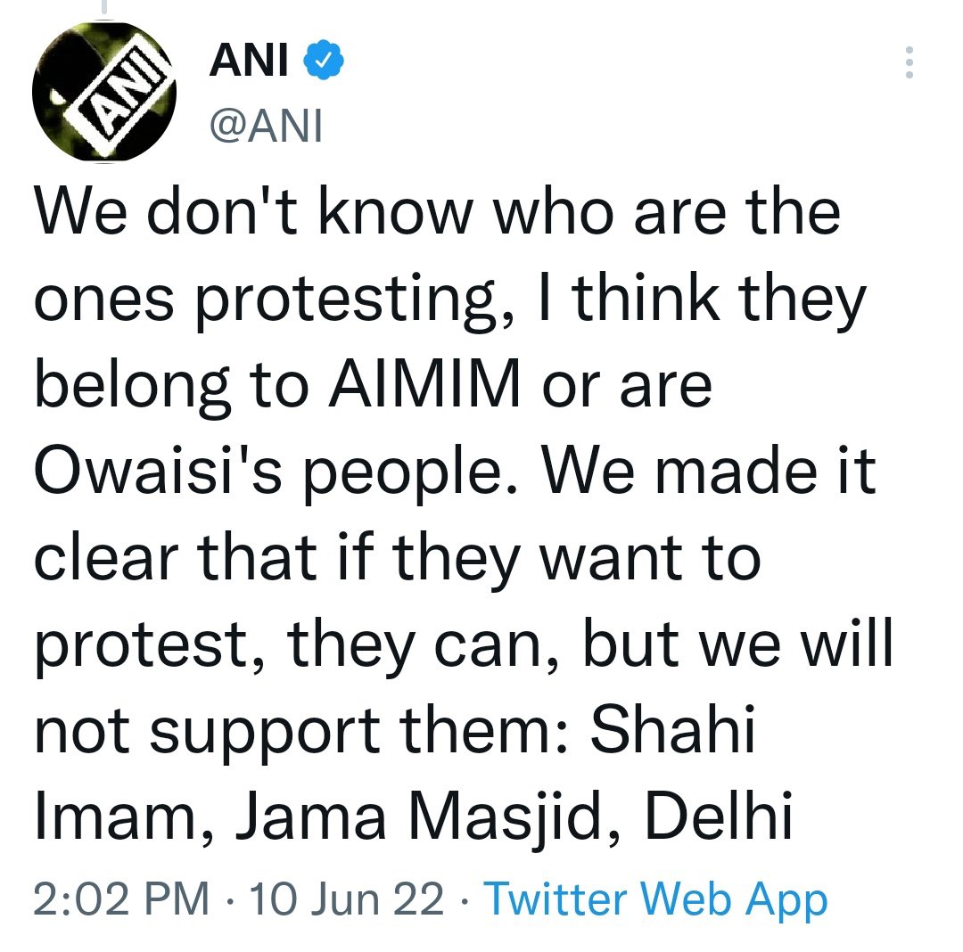 SafooraZargar's tweet photo. Jab inke ghar pe bulldozer chalega toh pta chal jayega kon log hain jo protest karte hain . https://t.co/dP7sVjyv6U