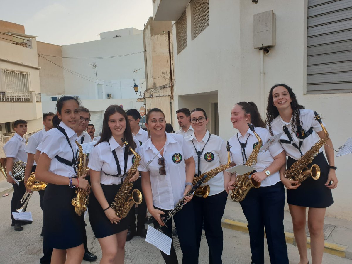 UMTP1's tweet photo. Equipazo 💪
@TeresaMartiinez @irenegp0307 
@Ayto_Carboneras https://t.co/SnIi1wQtDY
