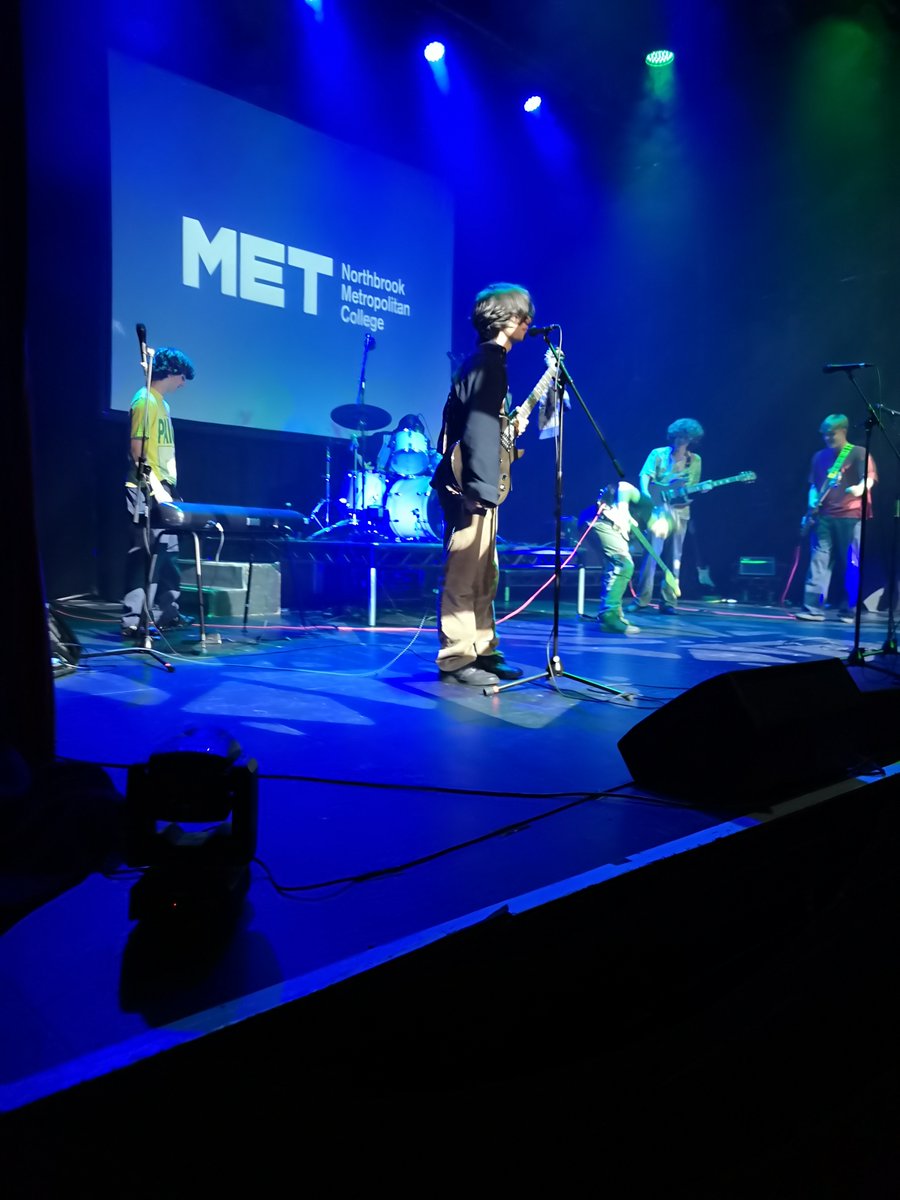 VarndeanSchool's tweet photo. Well done to all students performing at #Skoolfest recently, they had a great time! Photos are now available to view on our website: https://t.co/K2pem4viAB https://t.co/Cfkoghm31j