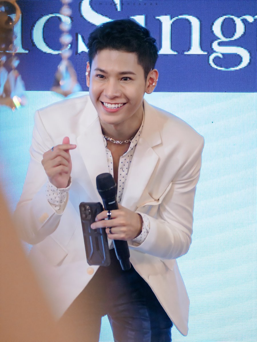 __hideandseek's tweet photo. สิงจะมุดมินิฮาร์ทแค่ไหนเราก็จะมุดตามไปถ่าย 😆

#DestinyclinicSingto 
#SingtoPrachaya https://t.co/hMXEyabPYi