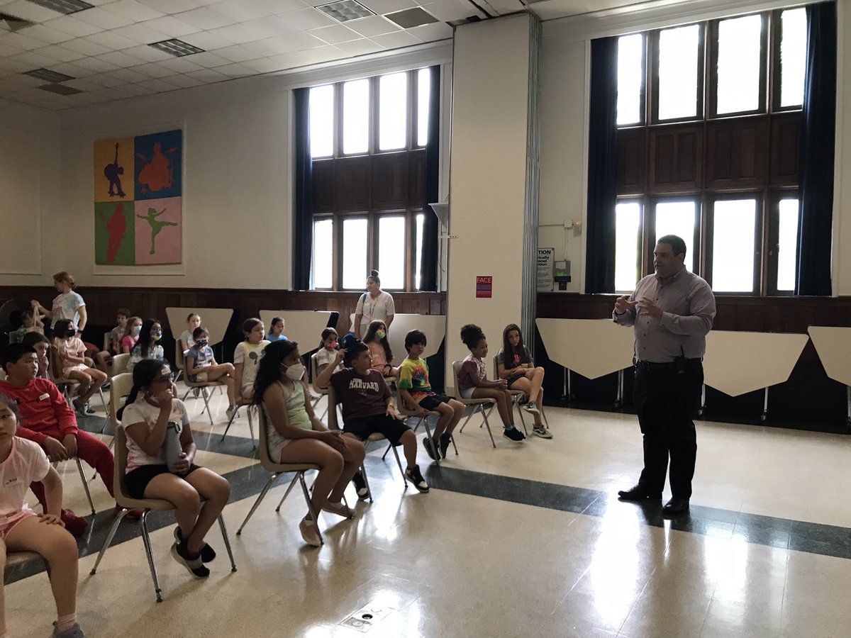 Excited to welcome our newest Bulldogs here to Bell 🐶 <a href="/JMWiener/">Joseph Wiener</a>
