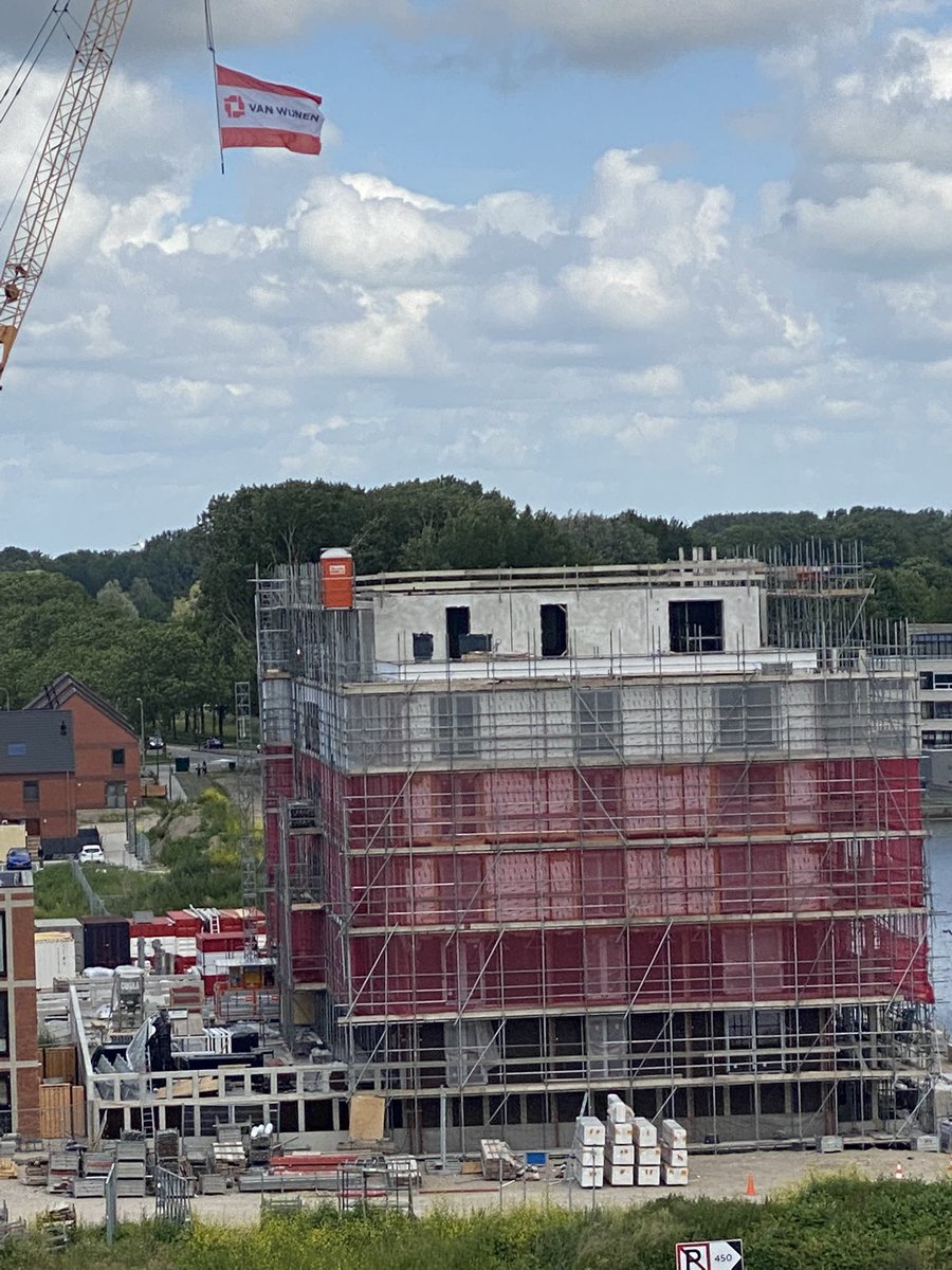 Alleen te gebruiken bij ‘hoge’ nood <a href="/VanWijnenGroep/">Van Wijnen</a>