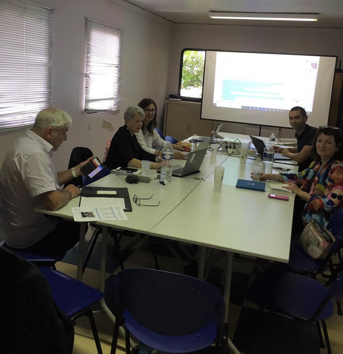 Première réunion en présentiel pour la commission « Pratique sportive des jeunes ». Les échanges ont permis de faire avancer la réflexion sur les objectifs et actions à mettre en œuvre.

Merci à Sandrine Lemeiter et à l’équipe du Lille Université Club pour son accueil 👍