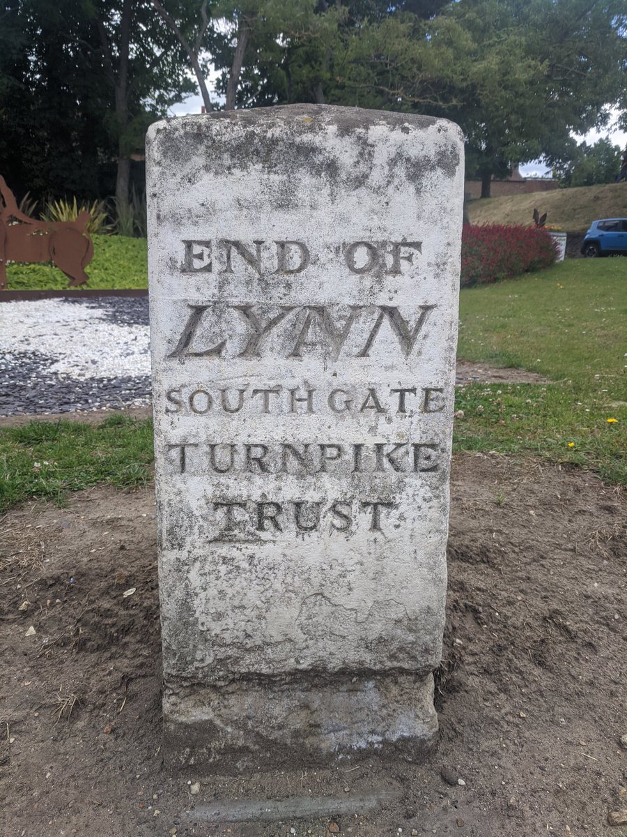 a10_live tweet media