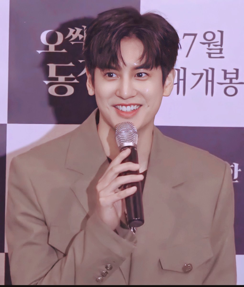 누누 tweet media