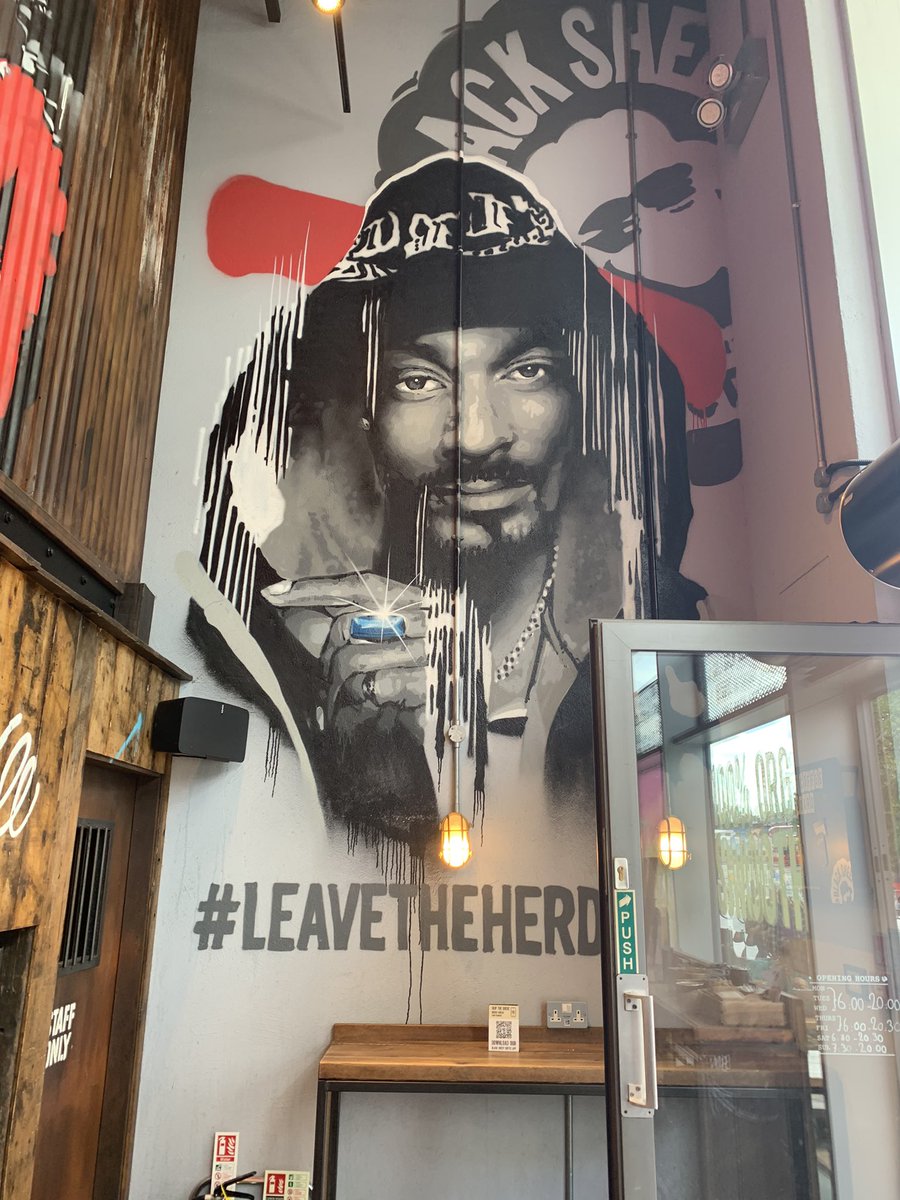 dcsamo's tweet photo. @SnoopDogg shaking up that coffee fix #work #nftmusic #nft #art #creatives #blacksheepcoffee https://t.co/D8R8ZgQdKR