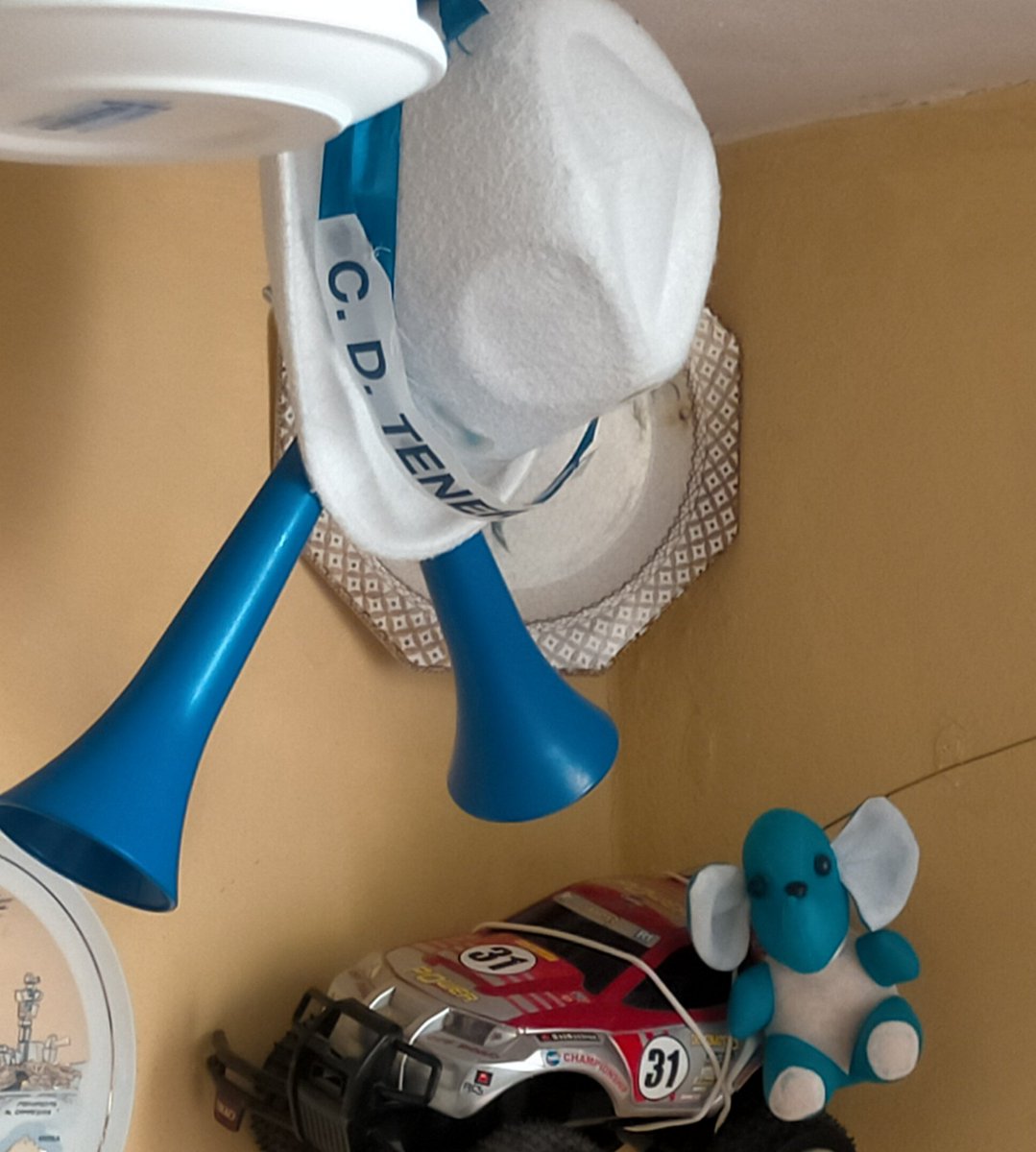 Cyri 🏴🇮🇨 🦆👉 👈🐷🐥💻 tweet media