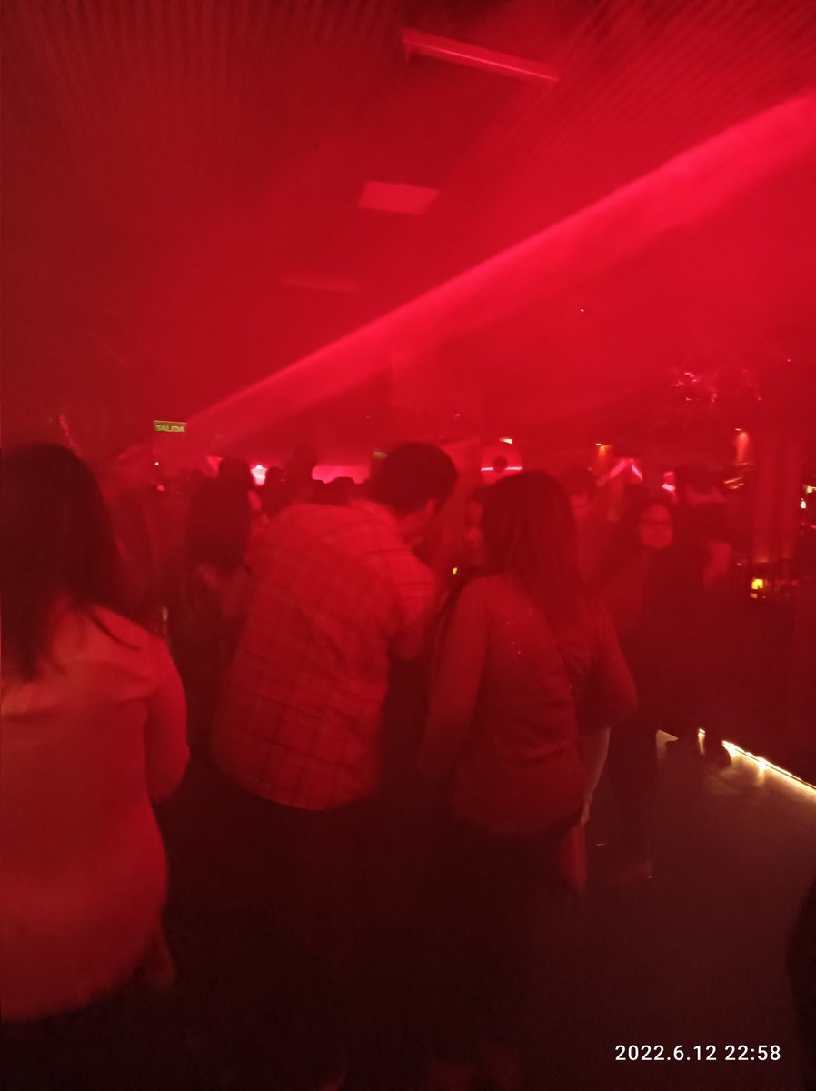 jhalayon's tweet photo. Buenísima la fiesta de @RepGrooves #RepublicanGrooves ayer.
Puedo decir que conocí personalmente a @pasantemossad, @UnPontifisex y @apo_tw, y reconocí a varios otros que no saludé por tímido, así que me perdí de conocer a muchos mas. https://t.co/tOaFeZdmMY