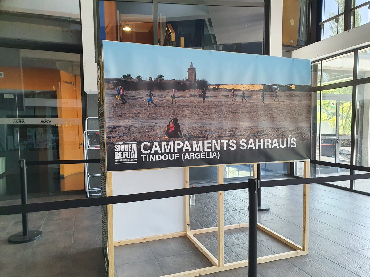 AjMontcada's tweet photo. 🇪🇭 Una exposició sobre els campaments de persones refugiades a Tindouf, al Sahara Occidental, es podrà visitar fins al 21 de juny a l'àgora de Montcada Aqua.

🌍 Produïda pel @FonsCatala, forma part de les accions a #Montcada de la campanya #SomRefugi

ℹ️ https://t.co/dTIYXRoQVi https://t.co/RxGlDdEg2c