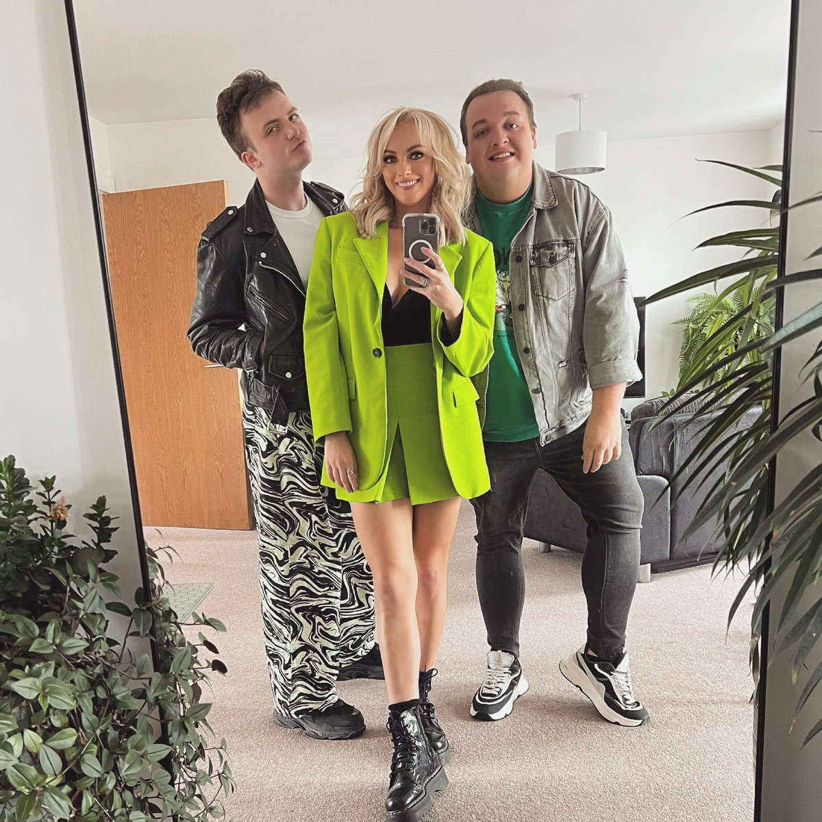 Lee Bennett tweet media