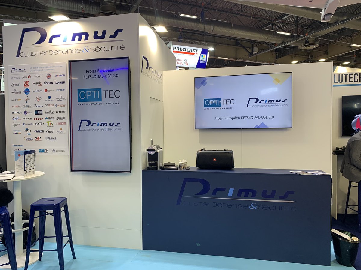Début de la conférence du @Pole_OPTITEC sur la présentation du projet européen KETS4DUAL-USE 2.0. L’objectif est de soutenir l’internationalisation des PME afin d’aborder les marchés à double usage défense/sécurité dans trois pays ciblés : Canada, Singapour, Émirats arabes unis !