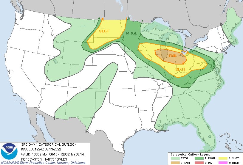 NWSSPC's tweet photo. 7:26am CDT #SPC Day1 Outlook Enhanced Risk: this afternoon and evening from southern Wisconsin into parts of southern Lower Michigan, northern Illinois, northern Indiana, and western Ohio. https://t.co/GtEvHQ3UxE https://t.co/p0Glm1MWEI