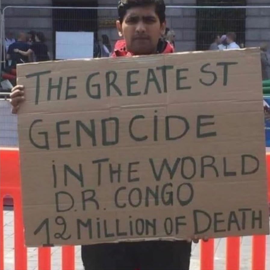 NakuwilaE's tweet photo. J'espère que le message est plus clair.
Il faut que nous puissions #agir pour mettre fin à cette atrocité causée par les ennemis, frères selon #Fatshi avec sa diplomatie dont les voisins jouent à l'hypocrisie parrainée par la communauté internationale !
#Dressons nos #fronts... https://t.co/dgAuoVeIKP