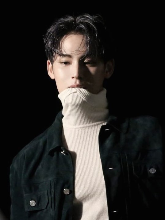 sidreiano's tweet photo. ⠀⠀⠀ 
    andrei zeus maxton
͏ ͏ ͏  new acc but not new to rp. 
    like / rt to be mutuals.   ⠀⠀⠀ ⠀  
͏ ͏ ͏⠀⠀⠀ https://t.co/k6UOjHYLGL