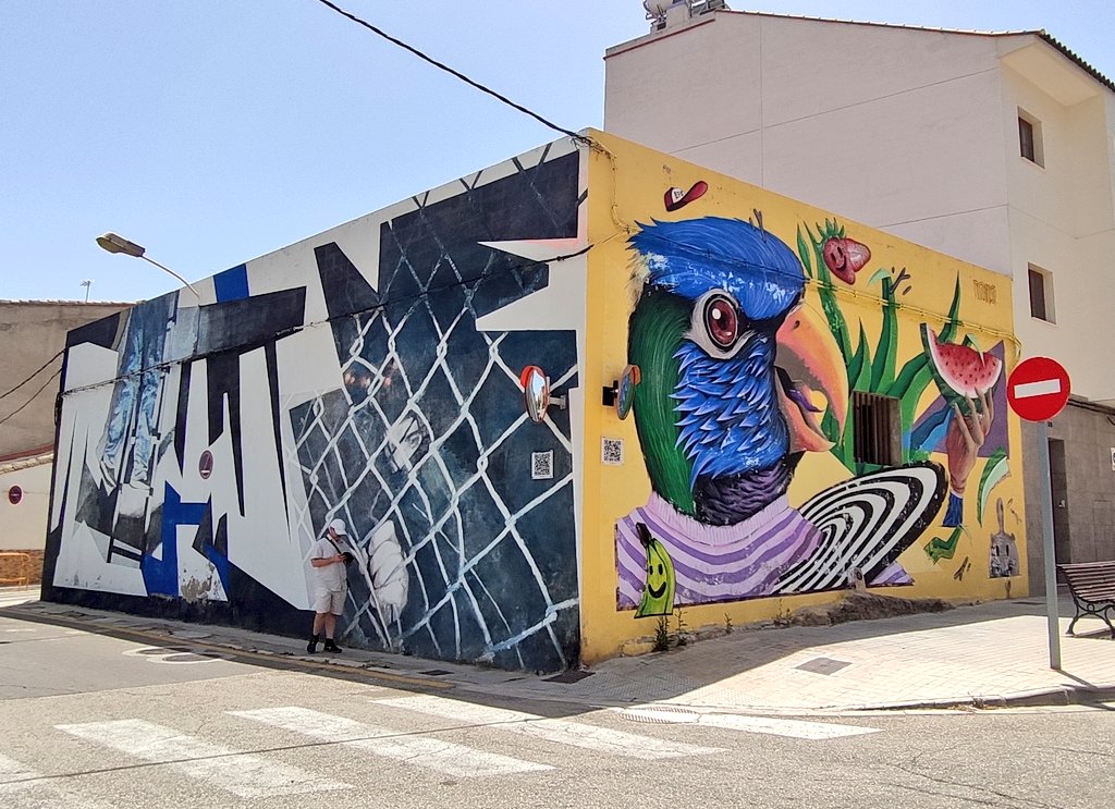 La_gata_bonita's tweet photo. #GraffiteaCheste #StreetArt #urbanphotography #art #StreetArtValencia https://t.co/D3PFG8jByX