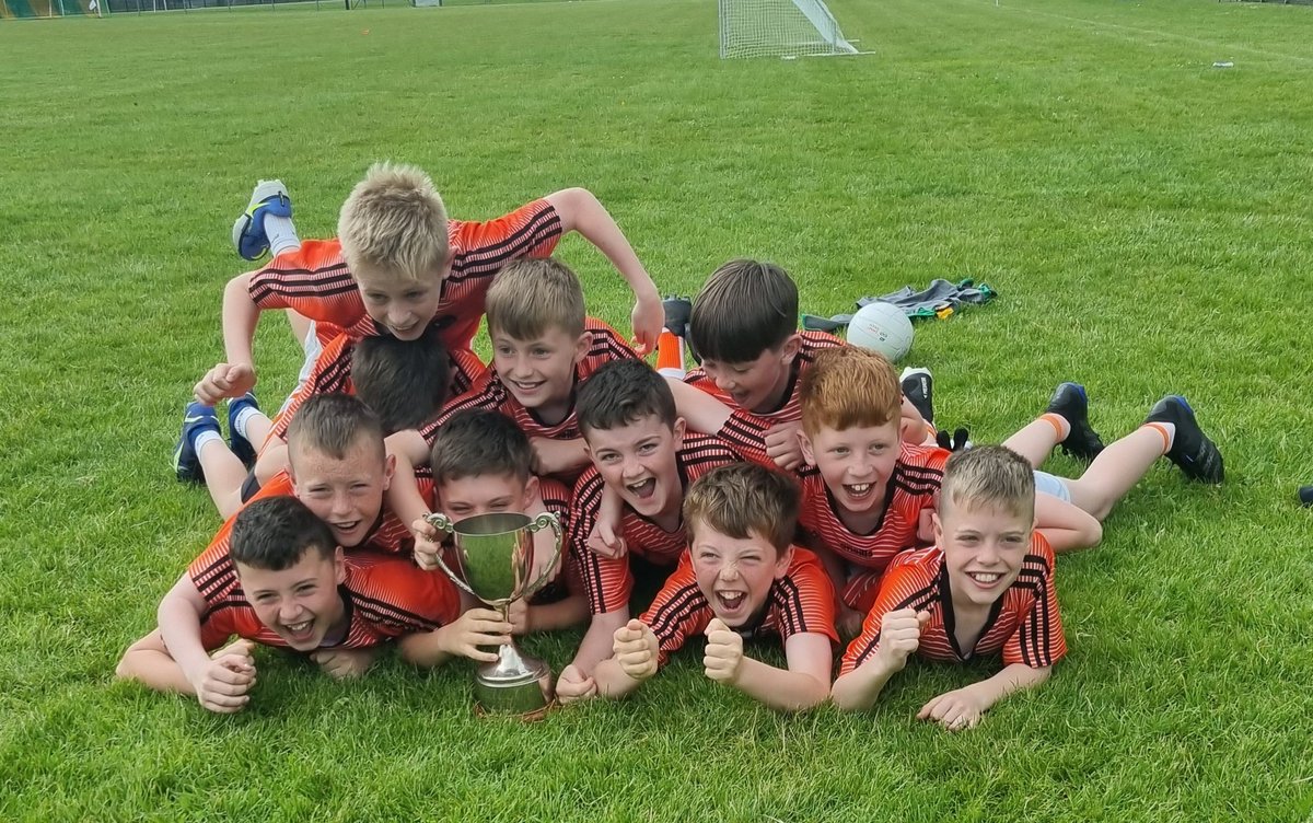 Armagh CBS (@armaghcbs) on Twitter photo EDMUND MURRAY CUP
Well done to our boys' football team who won the Edmund Murray Cup. The Edmund Murray Cup is Cumann na mBunscol Ard Mhacha's large schools 7s competition. Well done everyone. <a href="/armaghcnamb/">Armagh GAA mBunscol</a> <a href="/AllianzIreland/">Allianz Ireland</a> EDMUND MURRAY CUP
Well done to our boys' football team who won the Edmund Murray Cup. The Edmund Murray Cup is Cumann na mBunscol Ard Mhacha's large schools 7s competition. Well done everyone. <a href="/armaghcnamb/">Armagh GAA mBunscol</a> <a href="/AllianzIreland/">Allianz Ireland</a>