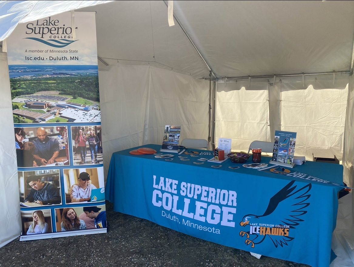 Heading to the 2022 Minnesota State High School Clay Target Championship in Alexandria this week? It’s the world’s largest shooting sport event! Stop by the LSC booth and talk w/Coach Pappas about joining the 5X defending division champs on the coed LSC IceHawks Clay Target team.