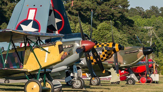 WarbirdsNews's tweet image. Getting its roots from the United Kingdom‘s traditional Proms, the @AvMuseumVB’s  #FlyingProms is the only event of its kind in North America. It’s truly a one-of-a-kind experience 👉 bit.ly/3Ql2He3

 #avgeek #flyingprom #aviationhistory