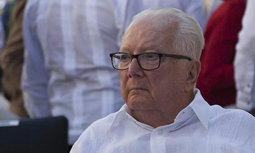 Este #13Junio recordamos los 92 años del natalicio de Armando Hart Dávalos, destacado luchador e intelectual revolucionario, quien, a decir de Machado Ventura: “se destacó por ser siempre muy fiel a #Fidel”.
#Cuba 🇨🇺