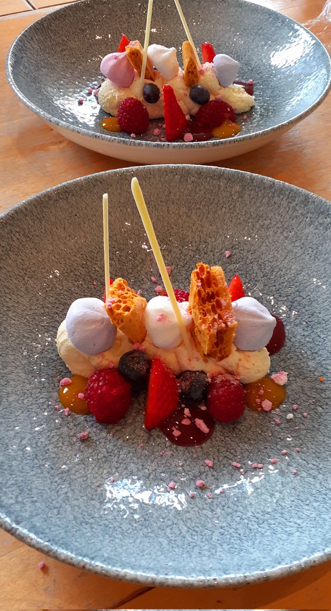 Mike Rooke tweet media