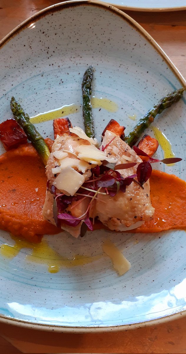 Mike Rooke tweet media