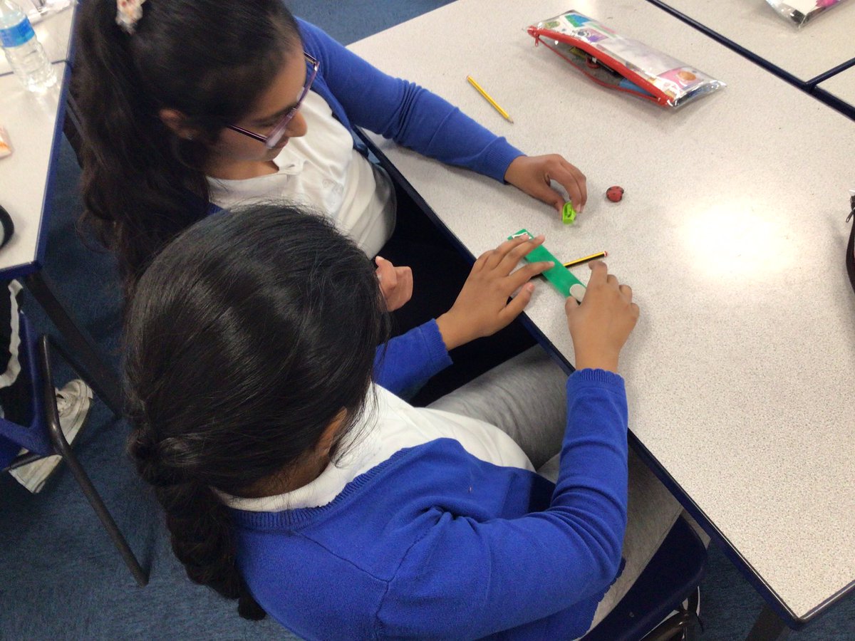 Rowlatts_TMET's tweet photo. Year 5 are learningnabout levers in science today. #rmpascience #practical #scienceplay https://t.co/fnZ953qsUh