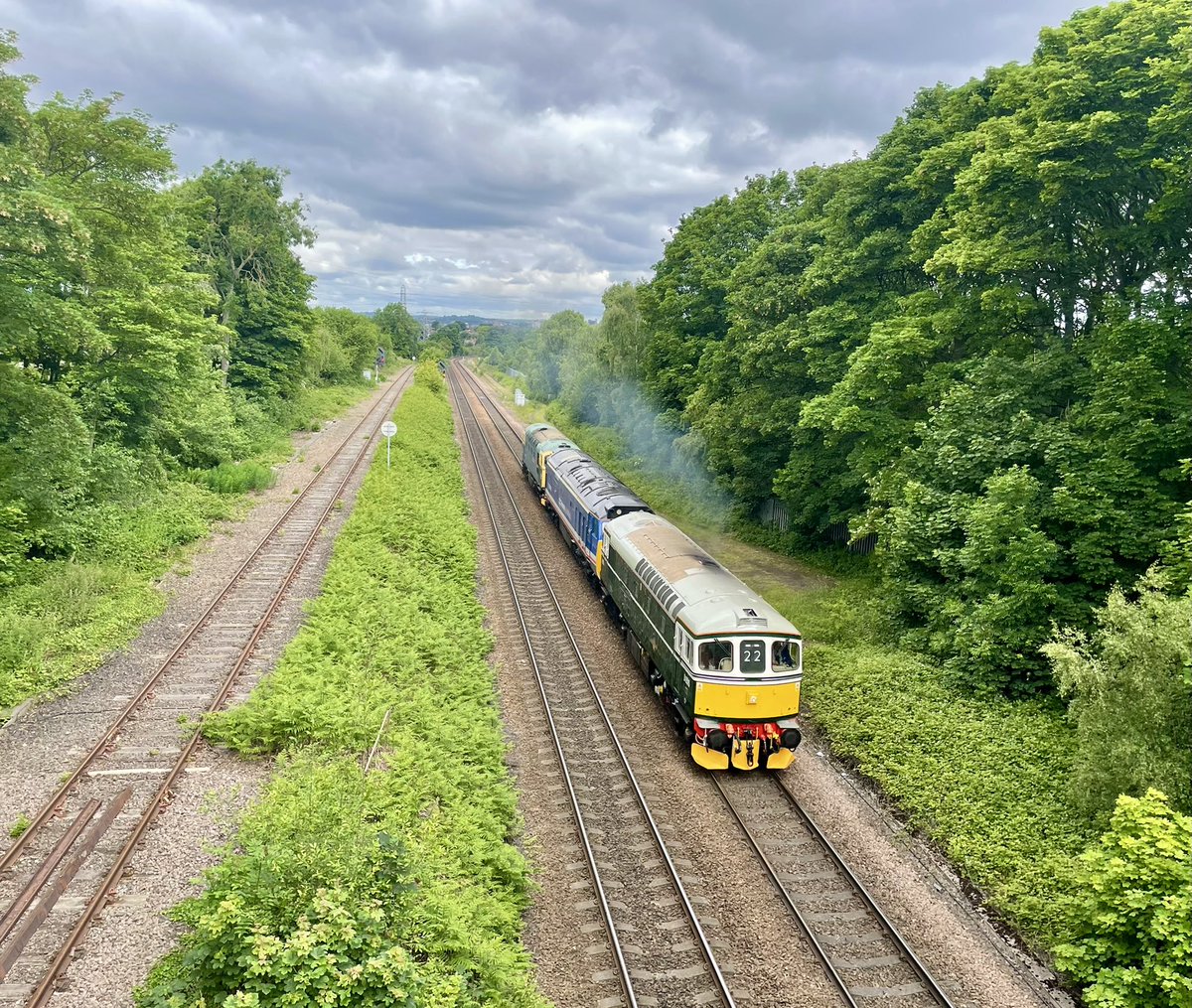 33202/50016/33012 at Oakenshaw today heading back to Dereham #class33 #class50