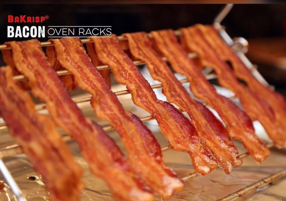 OvenBacon's tweet photo. The #fathersdaygifts 🛍 that keeps on giving! 
•Crispy Delicious #Bacon without the stovetop mess!
•Use in the #Oven or on the Outdoor #Grill! 
•No flipping or turning 
🇺🇸Mfd in the #USA!🇺🇸
👇Shop Online Now!👇
👉https://t.co/RK8xCedCyP👈 https://t.co/iVjFcg7nFc