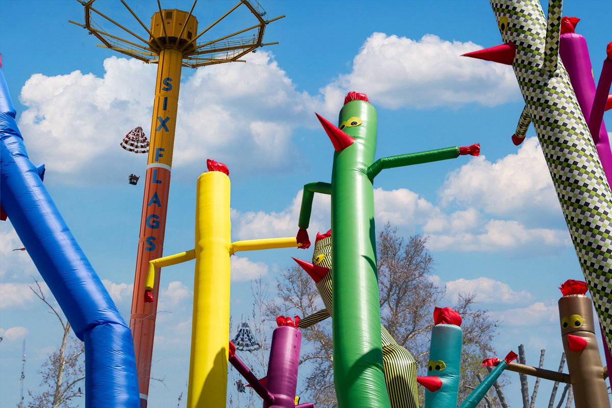 These guys are ready for a <a href="/SixFlags/">Six Flags</a> summer…are you??