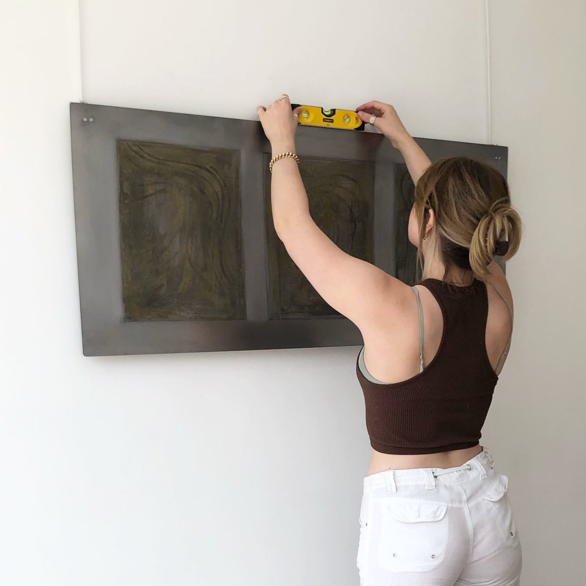 CamImageGallery's tweet photo. Installing ‘Transience’ 

The exhibition will on display at Camden Image Gallery between 14th - 17th June. Open 11am - 6pm daily.

Evening reception, Tuesday 14th June, 6-8pm.

#camden #image #gallery #sketches  #metalwork #exhibition #art #artist https://t.co/1ddBNiKKlF