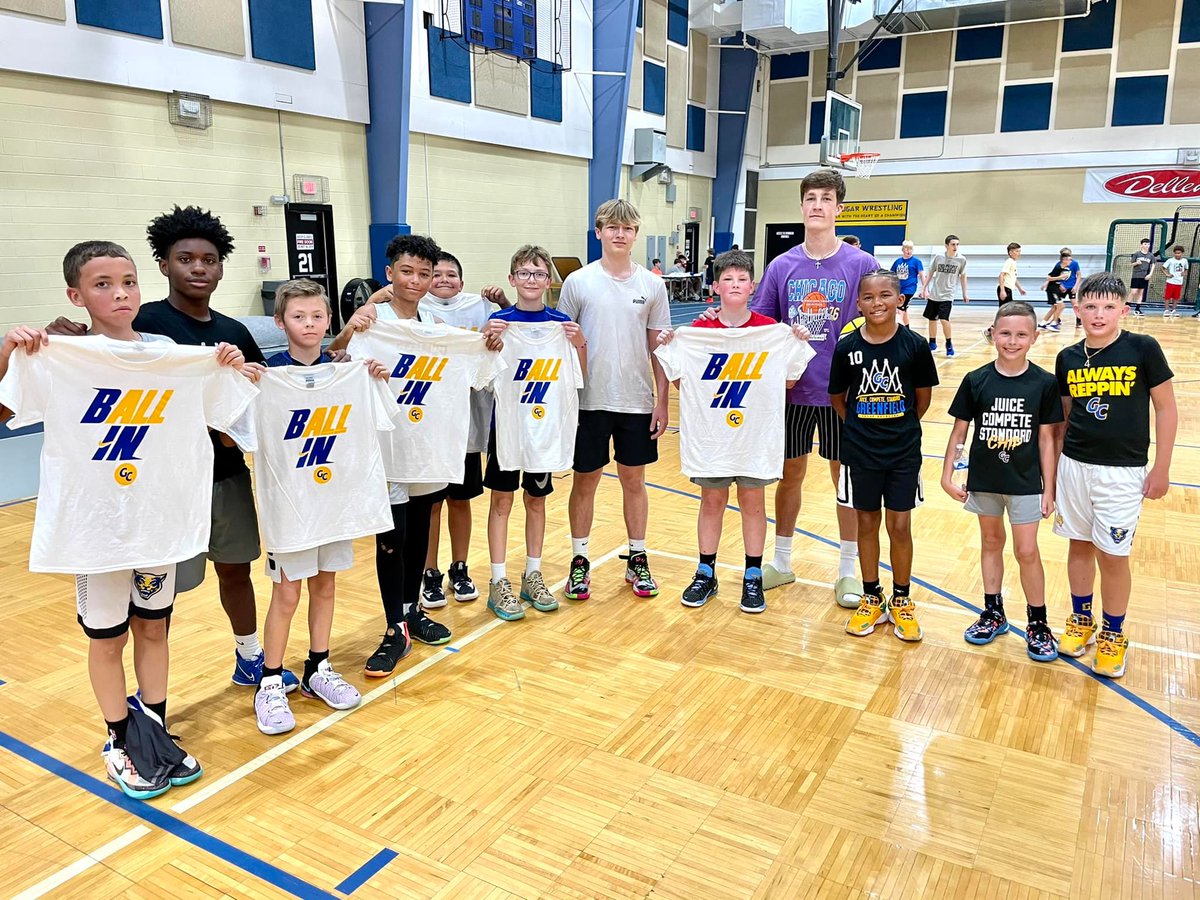 MuellerBody's tweet image. We love GC!! Check out these boys basketball camp t-shirts! They say Mueller on the back ! 🏀🏀