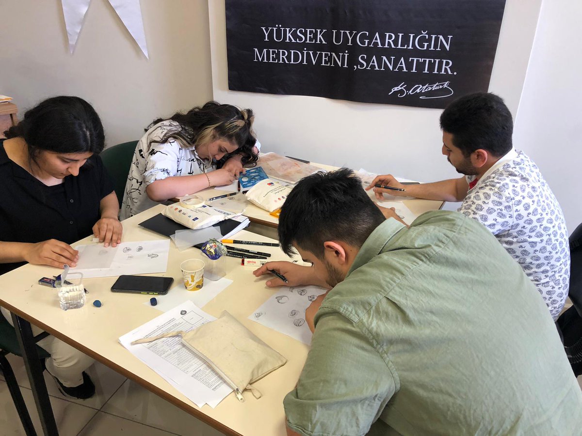 marasgoldcentre's tweet photo. Our Senior Expert Ms. Derya Alantor Aslan will be again with us on 13-17 June 2022 for the level-up training on Free-Hand Design aiming to improve the SMEs skills on creating new designs.
#KahramanmaraşGold #GeleceğeDeğerKatar #Eğitim #Training #HandDesign #ElTasarımı https://t.co/JgBrLByHws