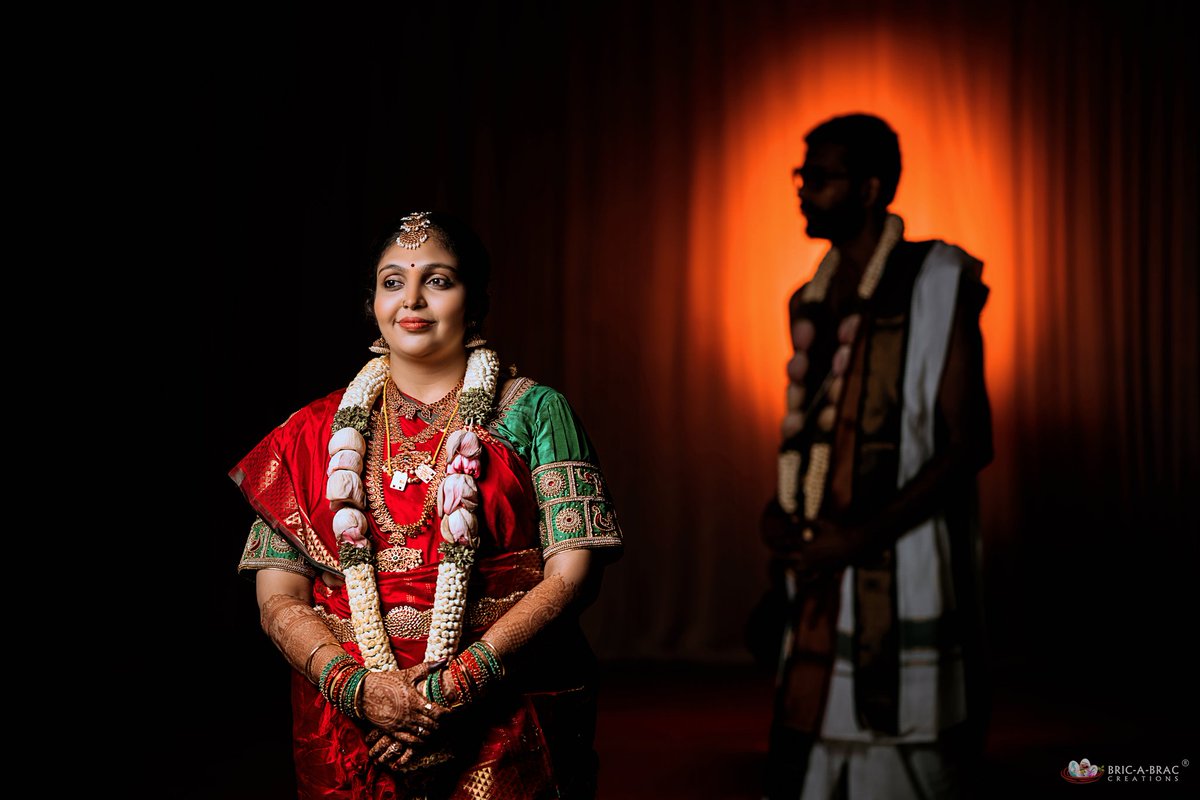 The happy smiles from their heart 😍

The feeling of being the newly married couple is surreal and the happiness is endless just like the couple who couldn't stop smiling their hearts out❣️

#maamamaami
#brahminwedding #madisarmami #tamilbrahminwedding #chennaiweddingphotogrpaphy