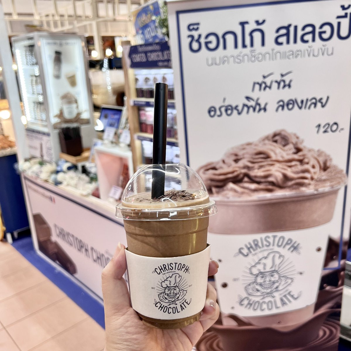 arnathaofficial's tweet photo. ดาร์คจริงจังมาก เข้มข้นแบบเคี้ยวได้อะ อร่อยชิบ https://t.co/zFtoTwIMnv