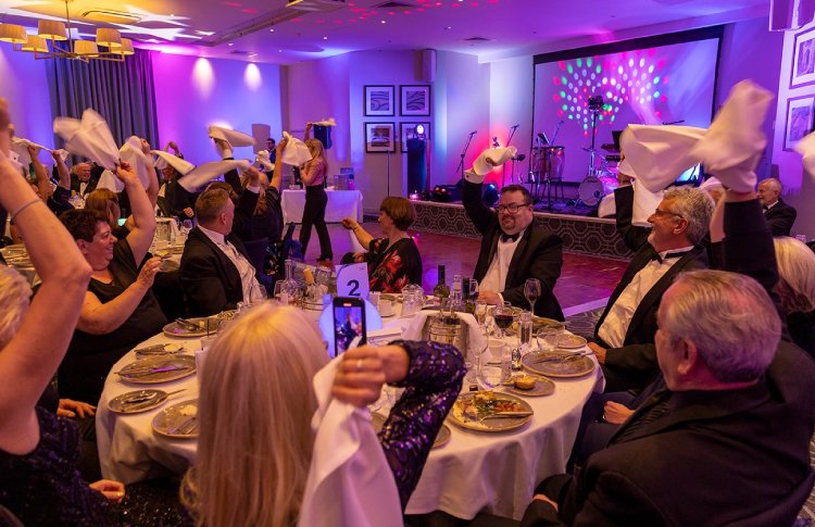 .<a href="/ChsaCleaning/">CHSA</a> Gala Ball raises thousands for <a href="/griefencounter/">Grief Encounter</a> #cleaning #tomorrowscleaning #griefsupport #charity