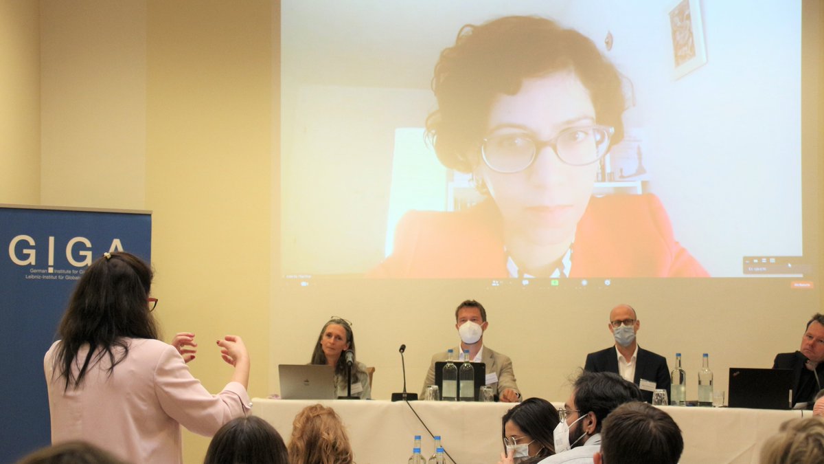 GIGA_Institute's tweet photo. Great start to 2-day network meeting on #crisis & #reordering @unihh & #GIGA: Panel with @AmritaNarlikar, Björn Alpermann, @schneiderfa77, Andrea Bréard & @eckartwoertz. Coming up: keynote
@JuergenZimmerer & poster sessions. @WONAGO_HH @MecamOffice @MIASA_UG funded by @BMBF_Bund https://t.co/XRnXTpgOr5