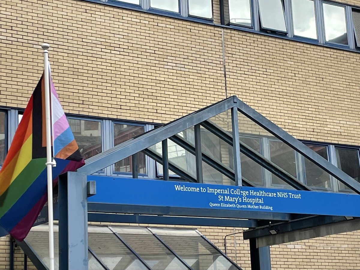 What a wonderful sight for #pride50 <a href="/ImperialNHS/">Imperial NHS 💙</a> <a href="/Imperialpeople/">Imperial People 💙</a>